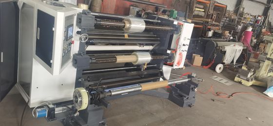 1300mm Mesin pemotong vertikal Mesin pemotong kertas 380V Min Lebar 50mm